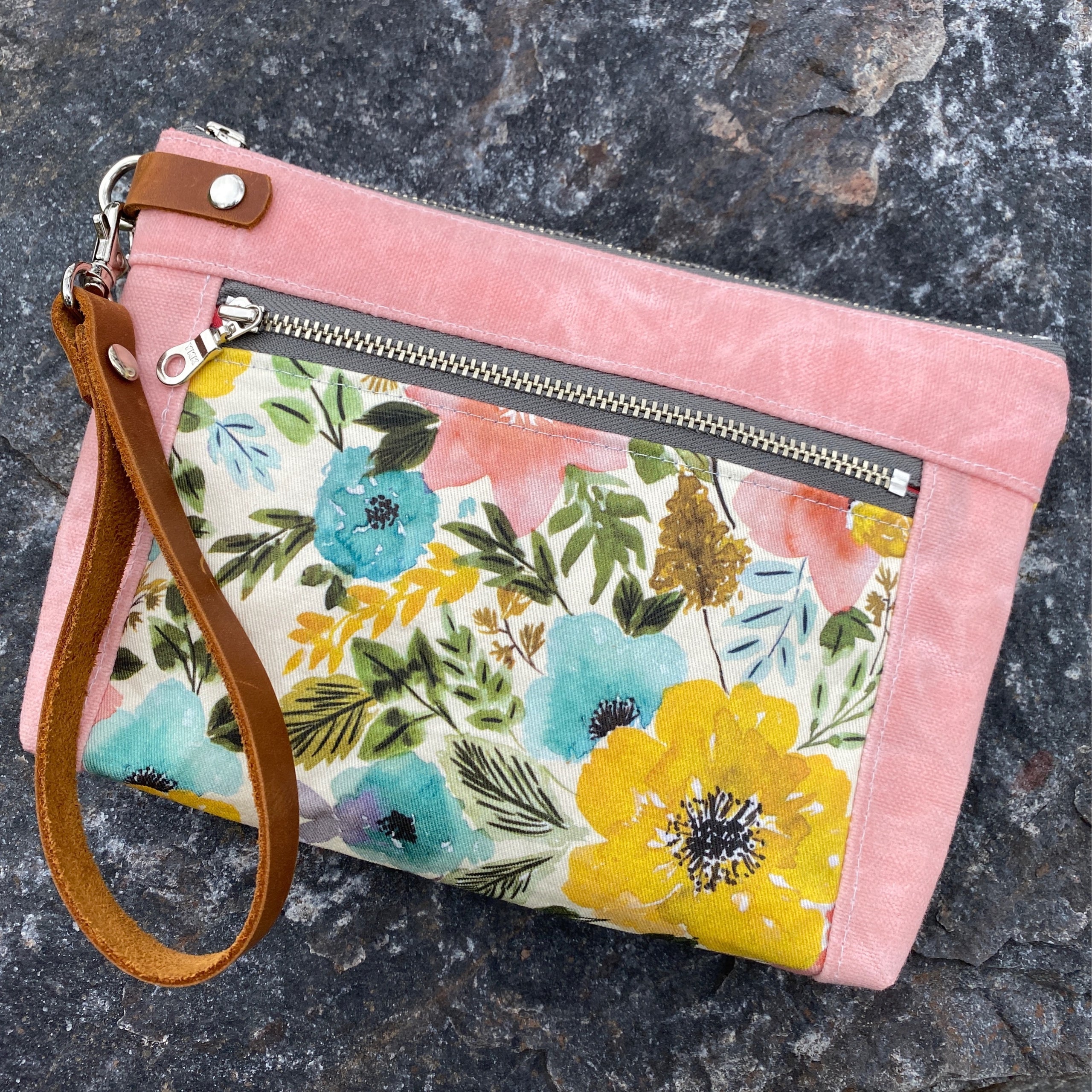 Devon pouch pattern discount free